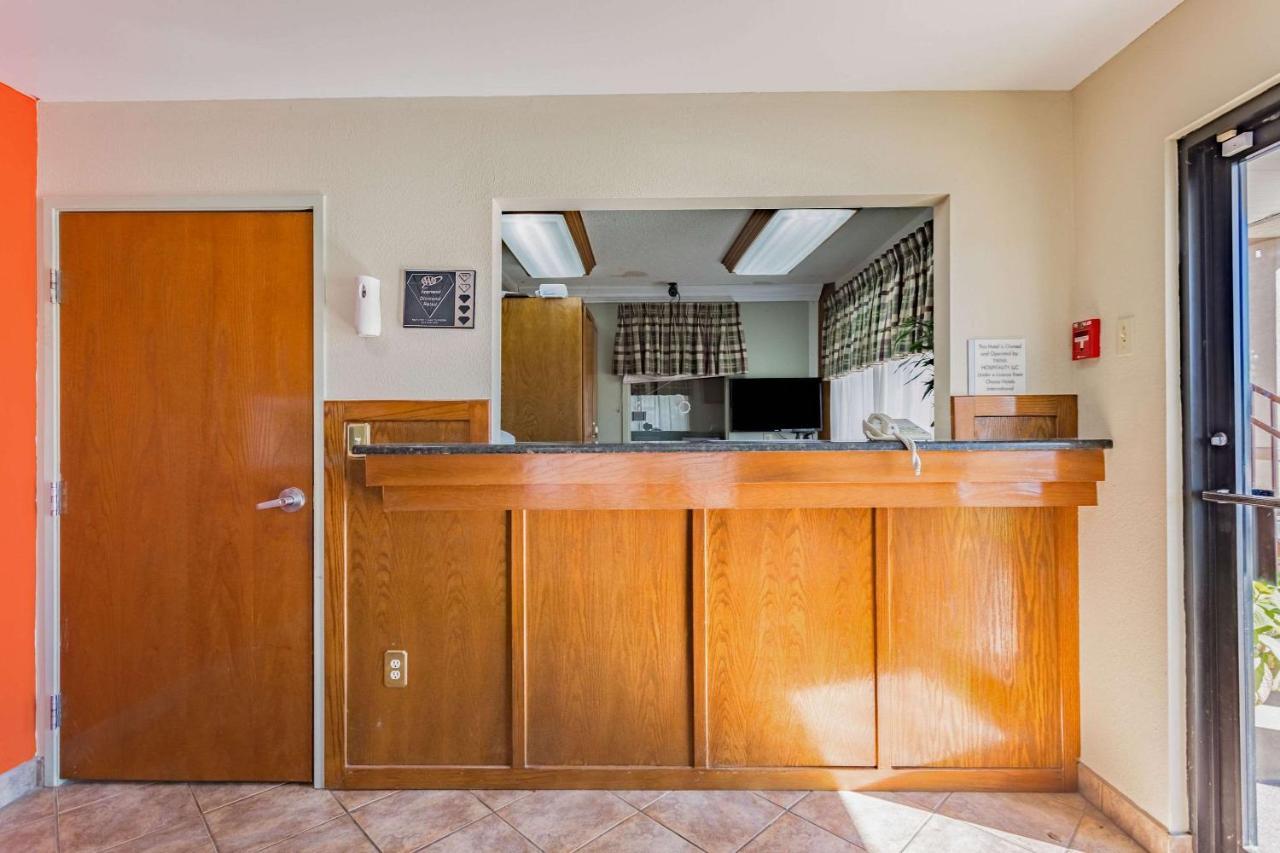 Econo Lodge Ripley מראה חיצוני תמונה