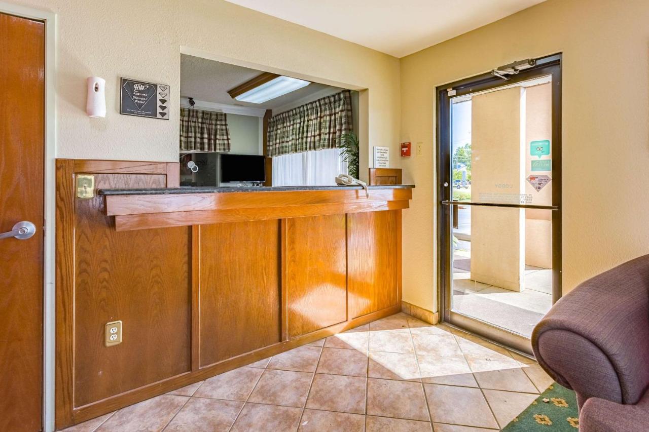 Econo Lodge Ripley מראה חיצוני תמונה
