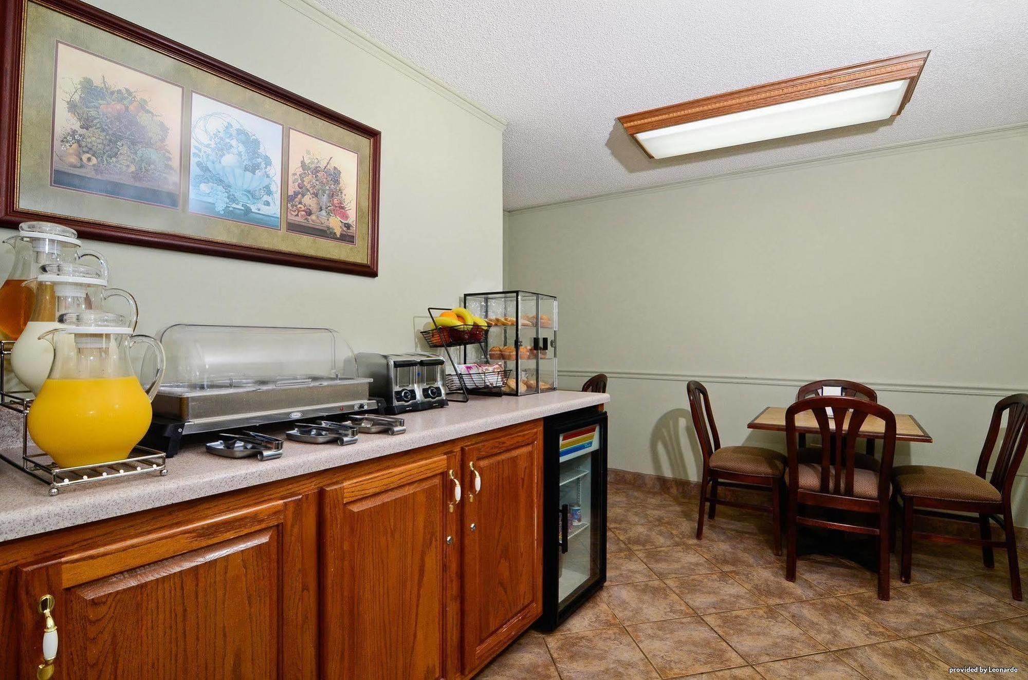 Econo Lodge Ripley מסעדה תמונה